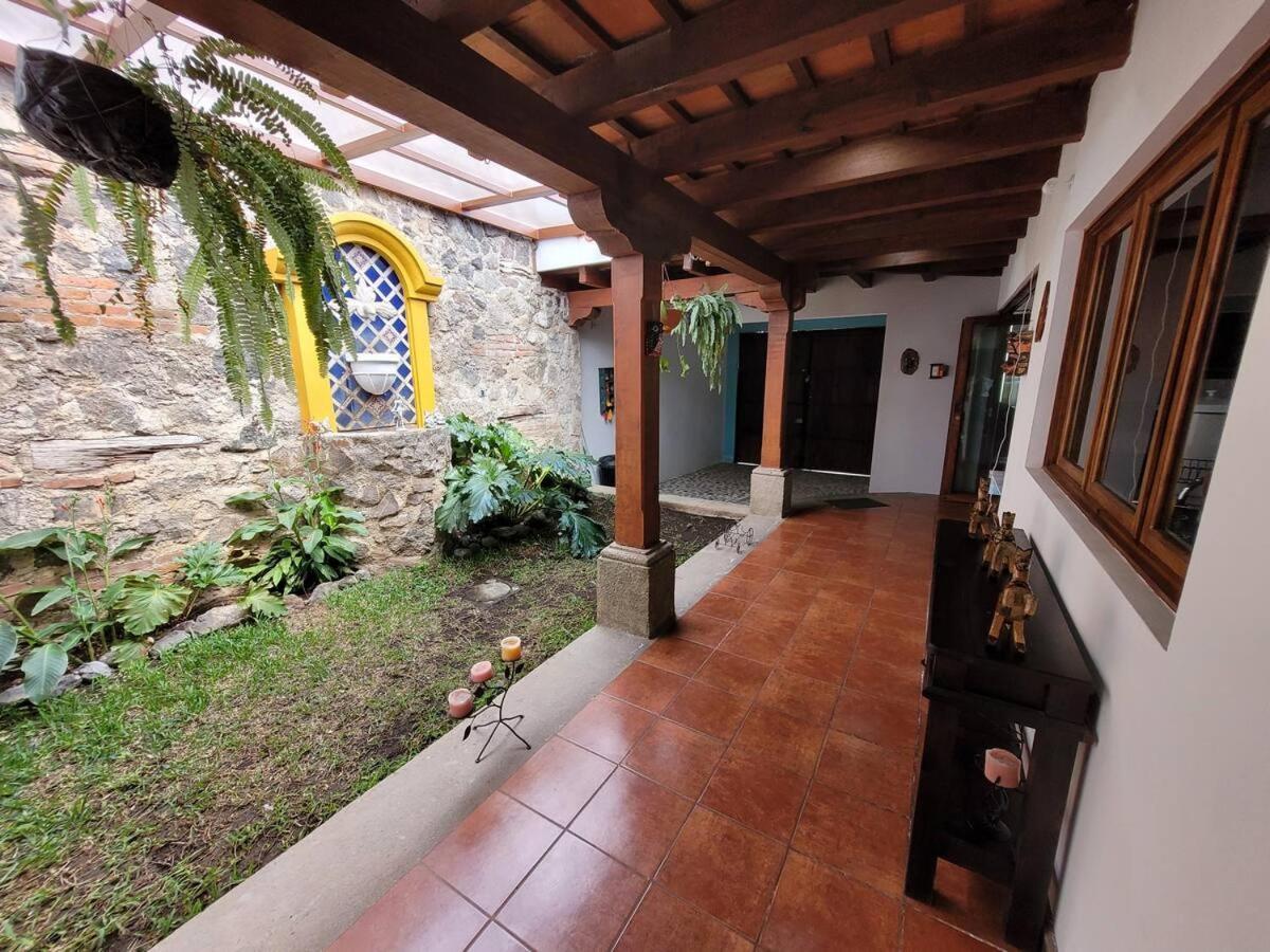 Amplia Casa Antigua Guatemala Con Pergola Y Jardin别墅 外观 照片