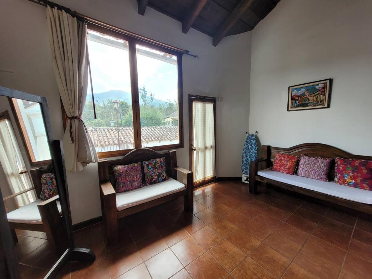 Amplia Casa Antigua Guatemala Con Pergola Y Jardin别墅 外观 照片